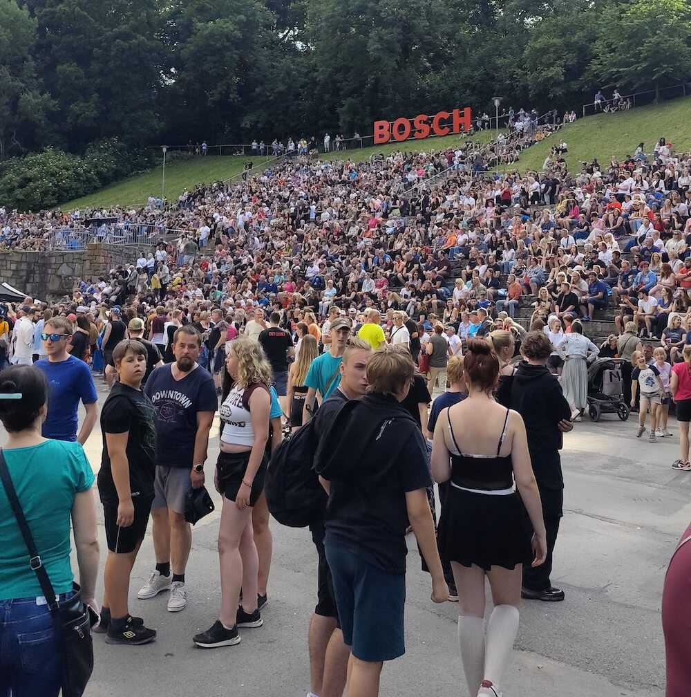 WhatsApp Image 2025-10-23 at 17.43.21 (2)